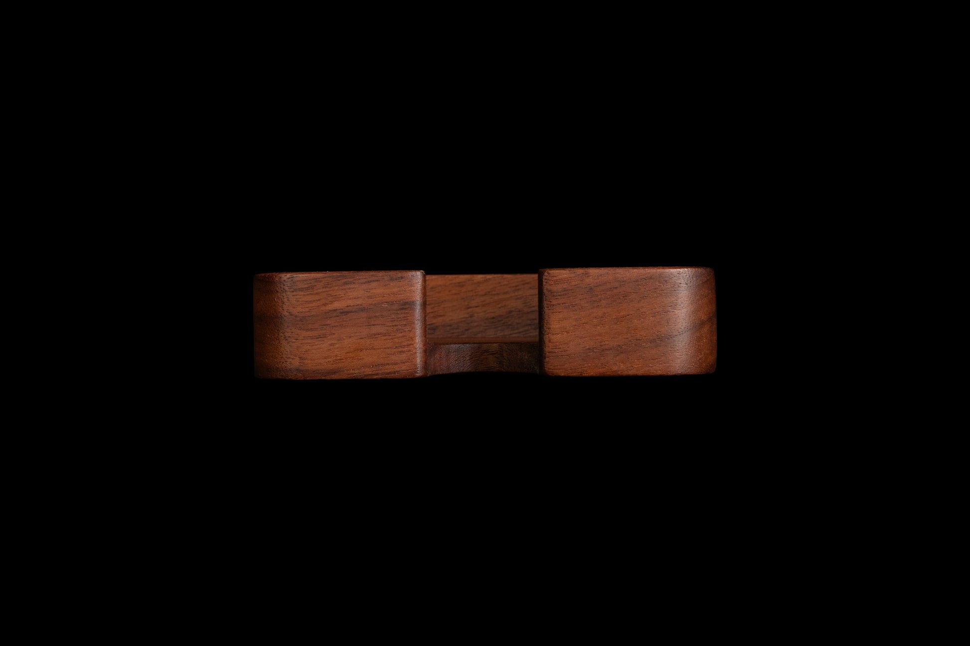 Business card caddy front profile with a cutout 