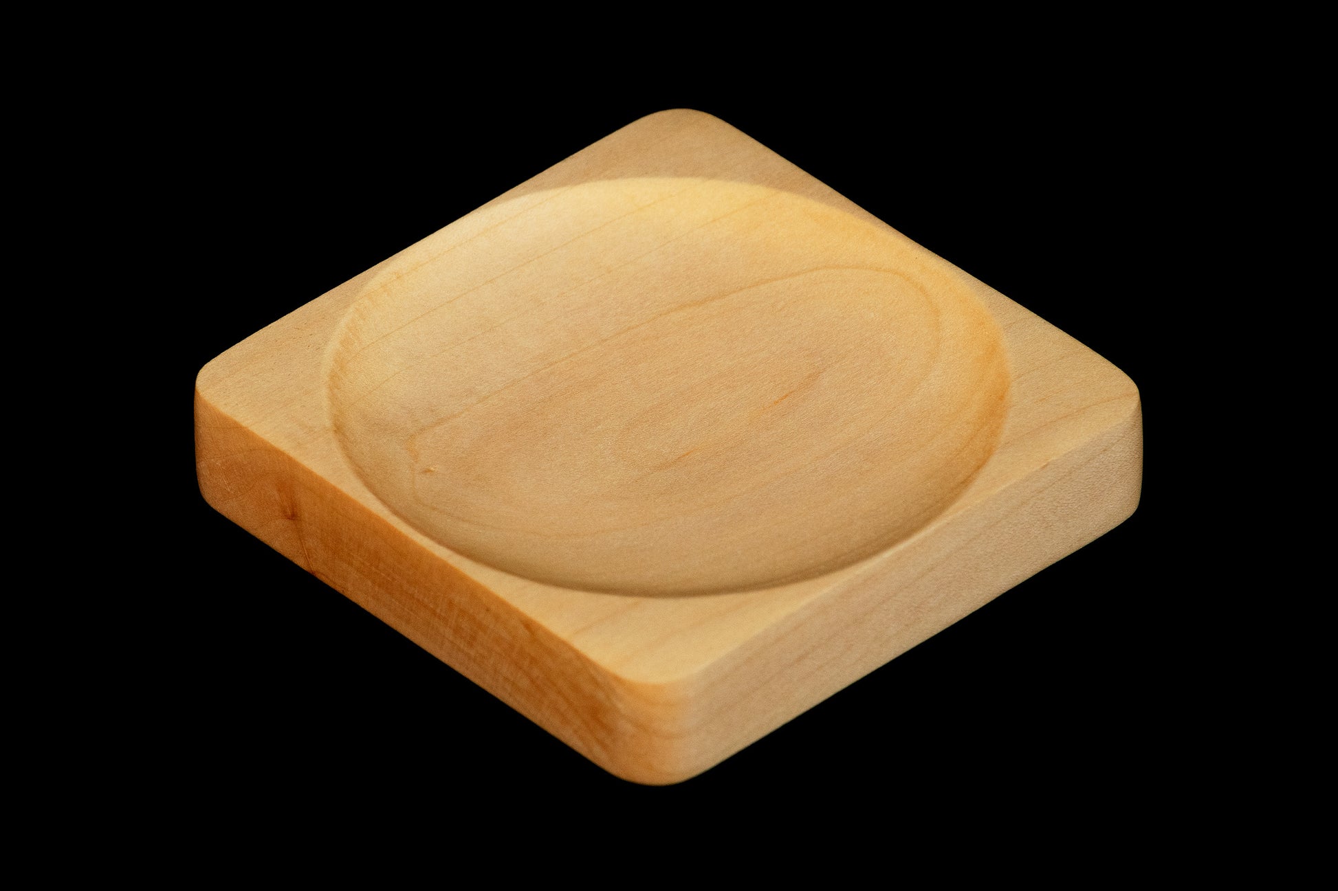 Maple spoon rest angle view