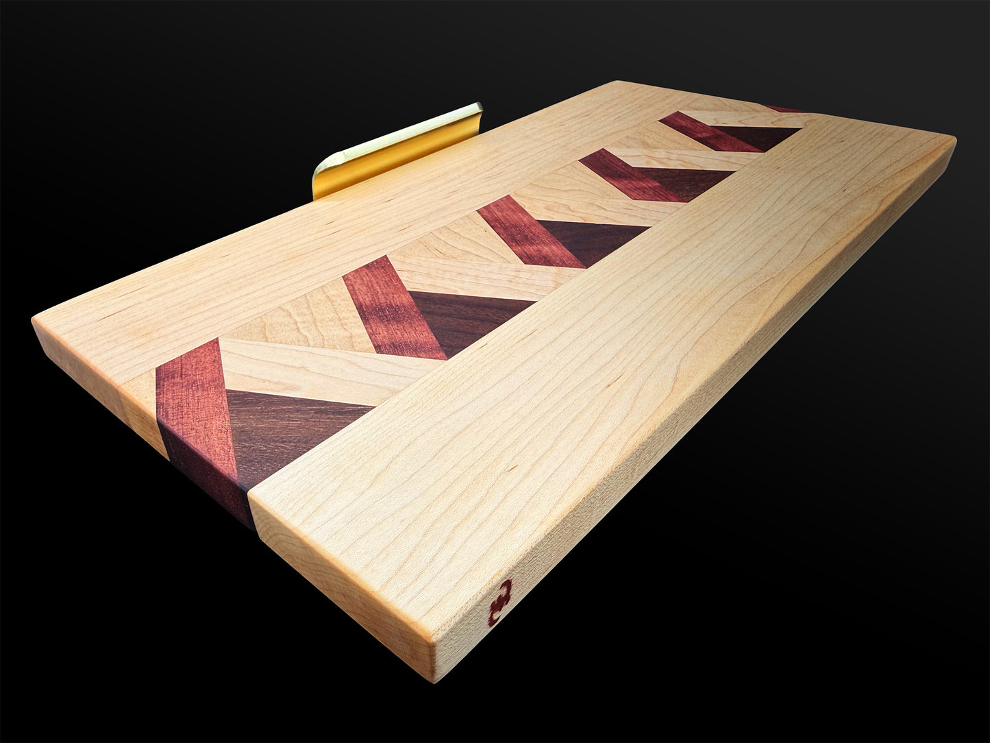 Talo'fo'fo drawer front horizontal design angle